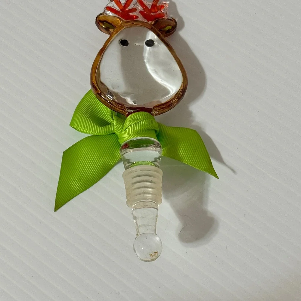Hand Blown Glass Reindeer Wine Bottle Stopper Christmas Holiday Red Green Bow